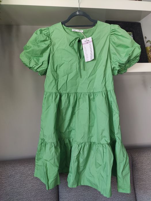 Sukienka mini bufiaste rękawki