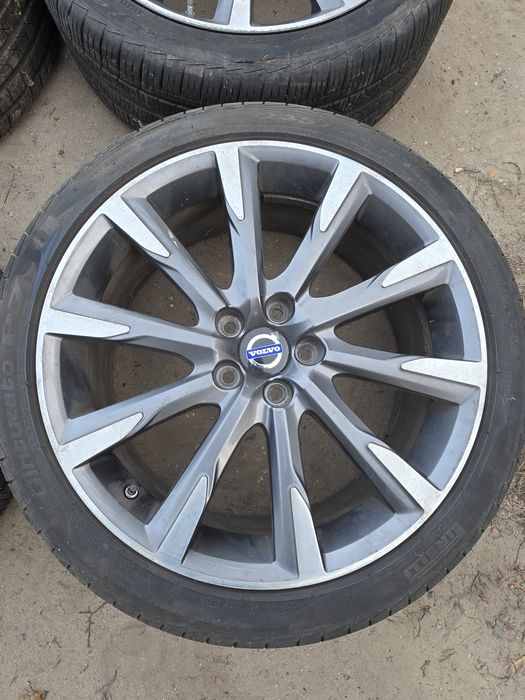 Felgi Volvo R design S60 19"x8 et55 5x108 63,3