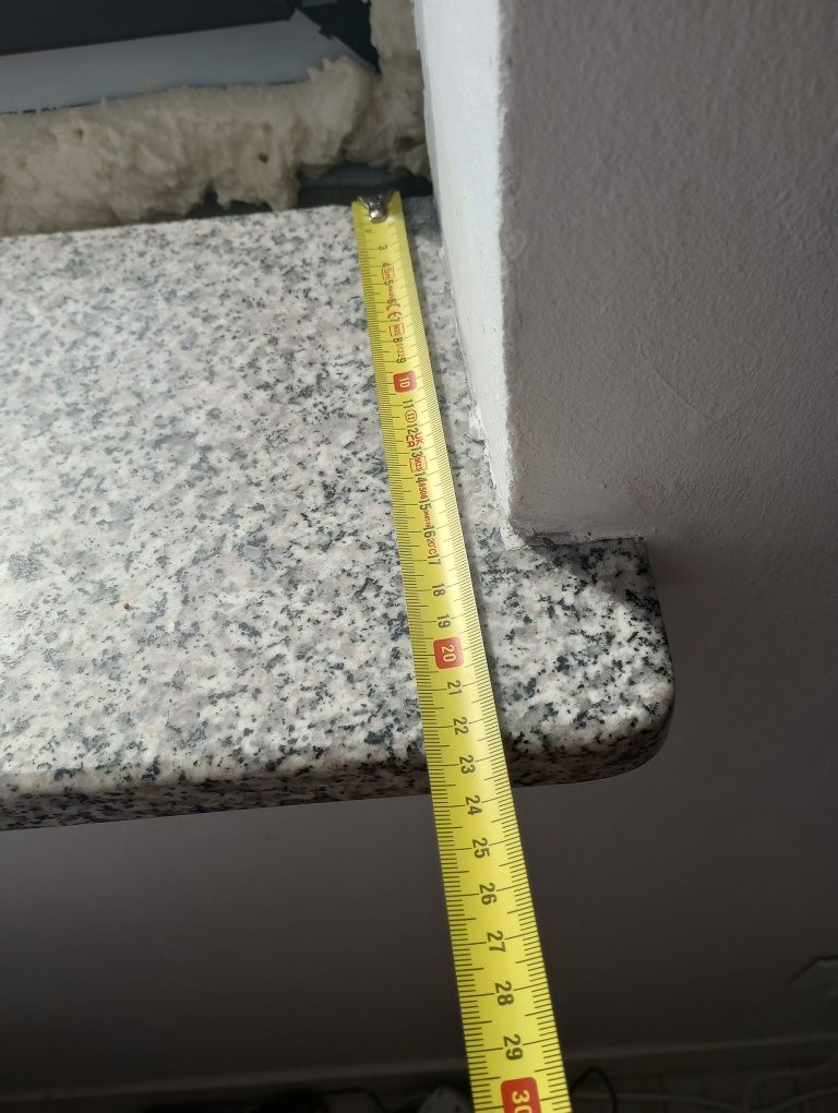 Parapety granitowe