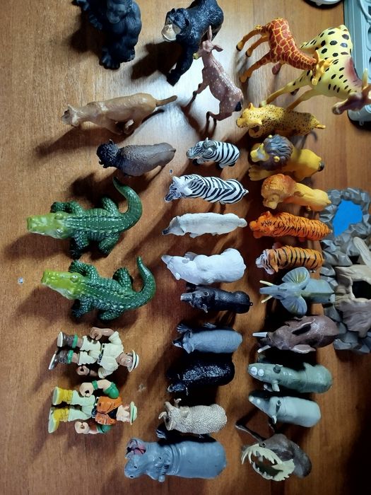 Дикі тварини, фігурки