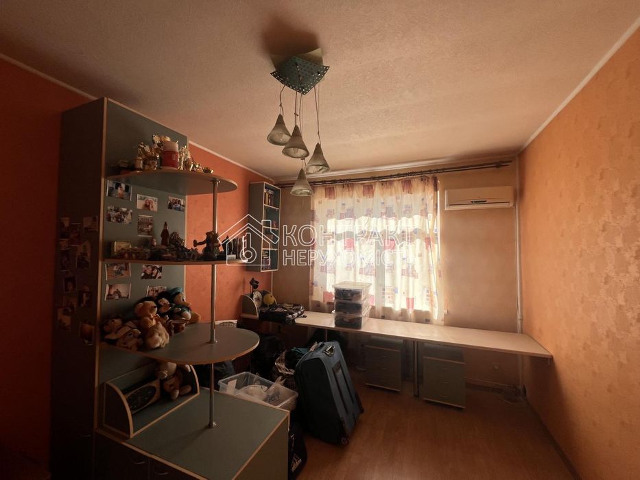 ТЕРМІНОВО! Продам велику 4-кім кв в центрі недалеко Нікольського