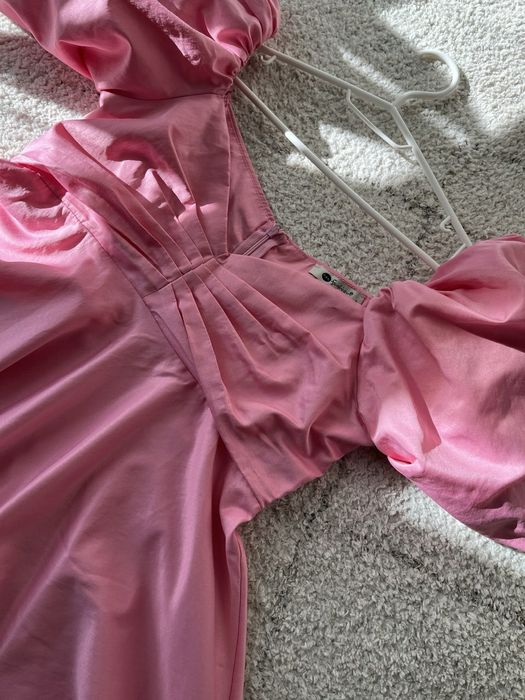 Рожева сукня Барбі зифірка