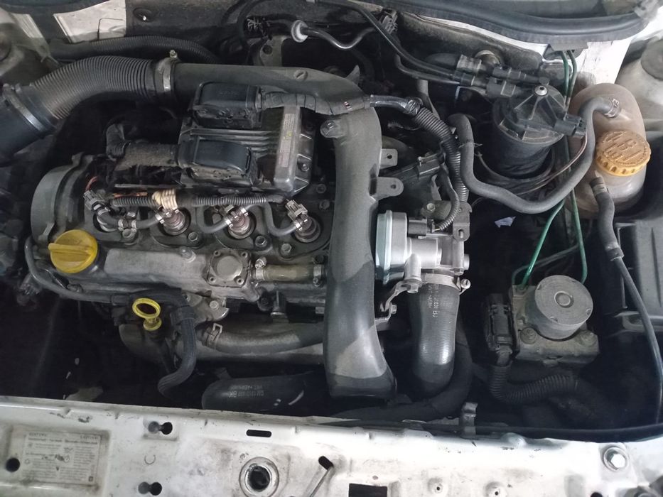 Opel combo frente completa