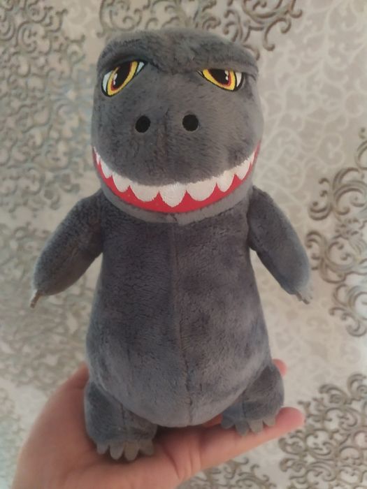 Годзілла плюшева