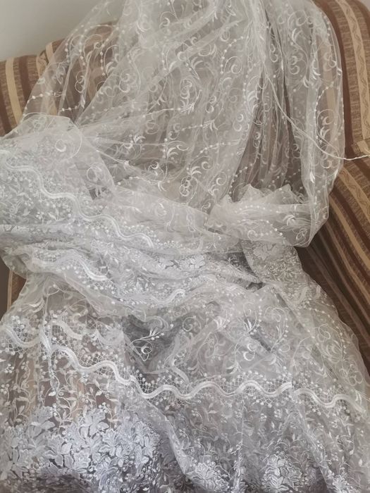 Тюль біла з голубим відтінком