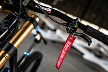 Magura Mt7 przod