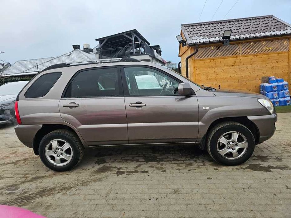 Kia Sportage 2008r/2.0 benzyna gaz/141KM/opłaty aktualne/hak/atest2032