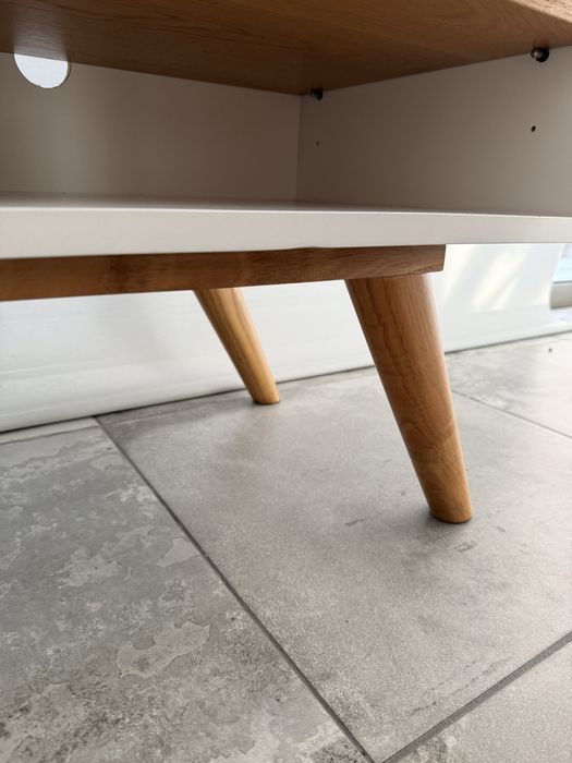 Móvel TV / Aparador Moderno em Branco e Madeira