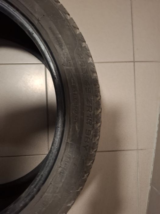 Sprzedam opony wielosezonowe 18