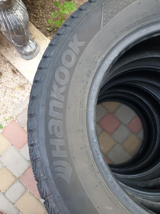 215 65 16  Hankook Winter Izept IZ2