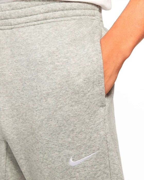Męskie spodnie dresowe Nike Sportswear Club różne rozmiary
