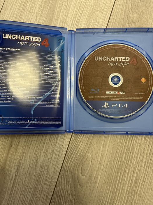Gry na PS 4 nie używane w super stanie