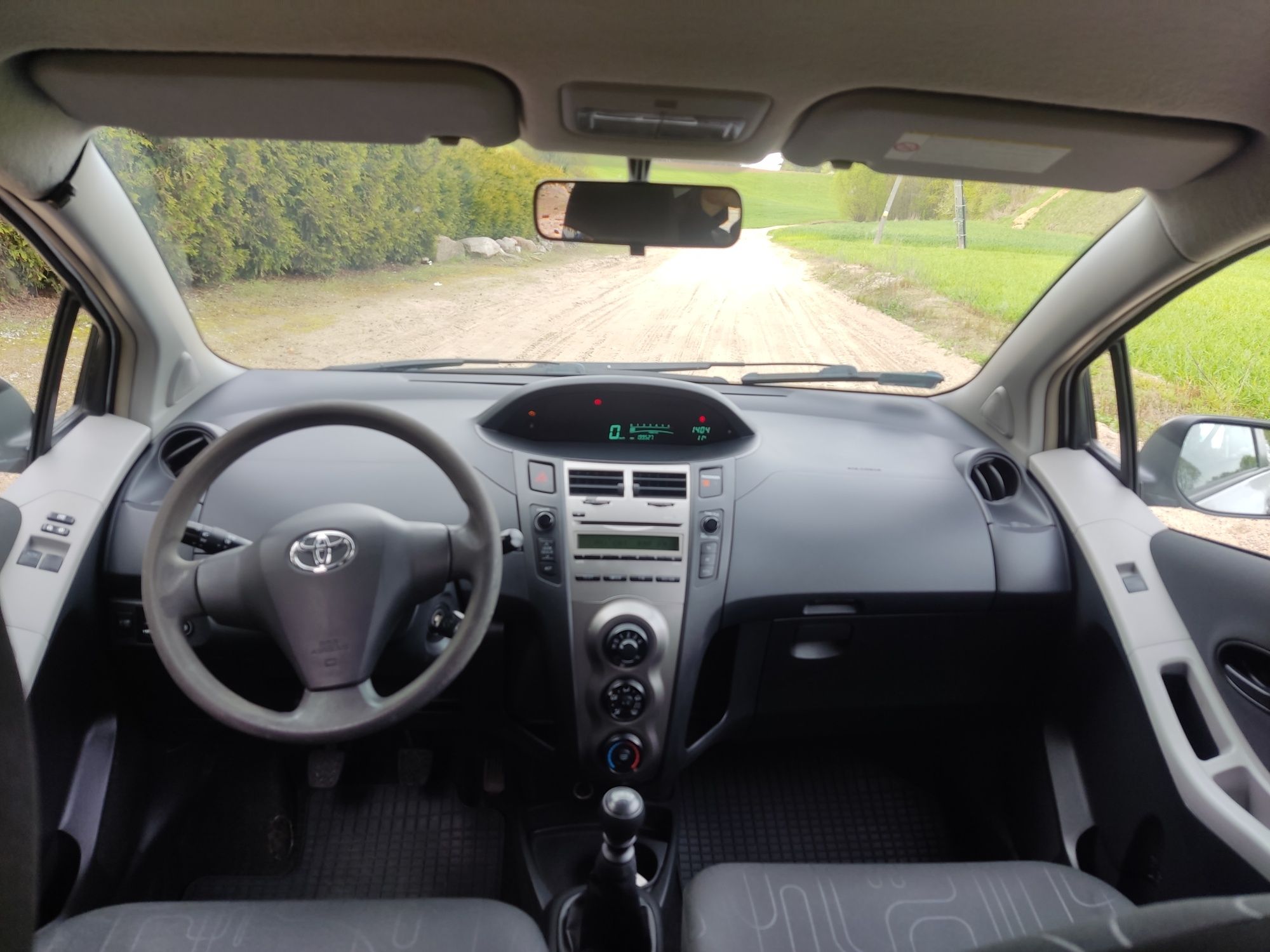 Yaris 1.3 Ben+gaz lift klimatyzacja