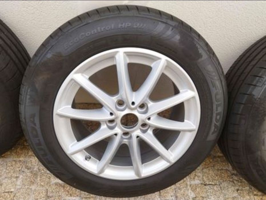 Jantes originais BMW 16" e pneus praticamente novos + sensores pressão