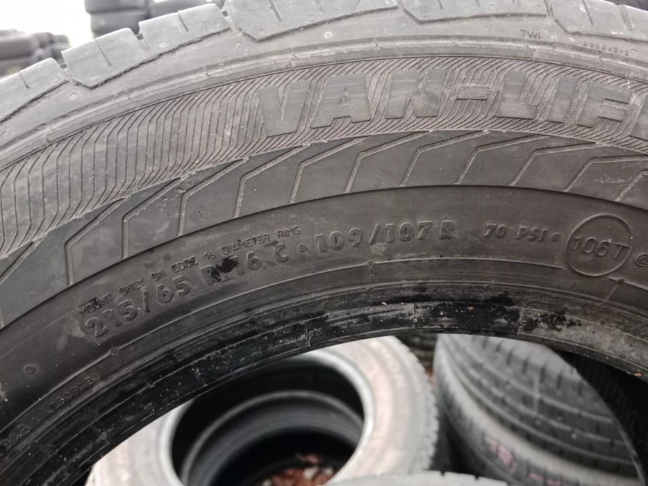 Opona używana 215/65R16C Semperit Van-Life 2 1szt.