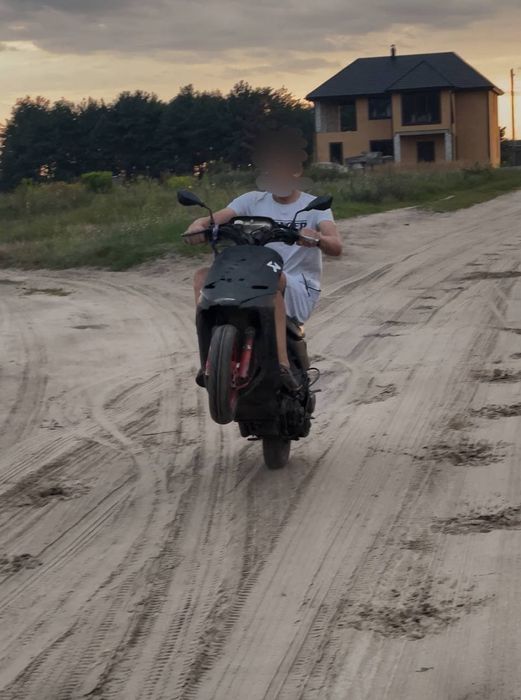 Продам скутер 65кубів