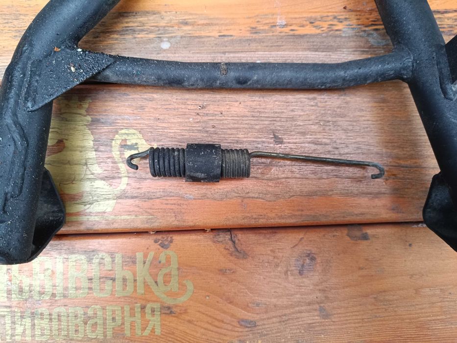 Honda cb 750 F2 Центральна підніжка.