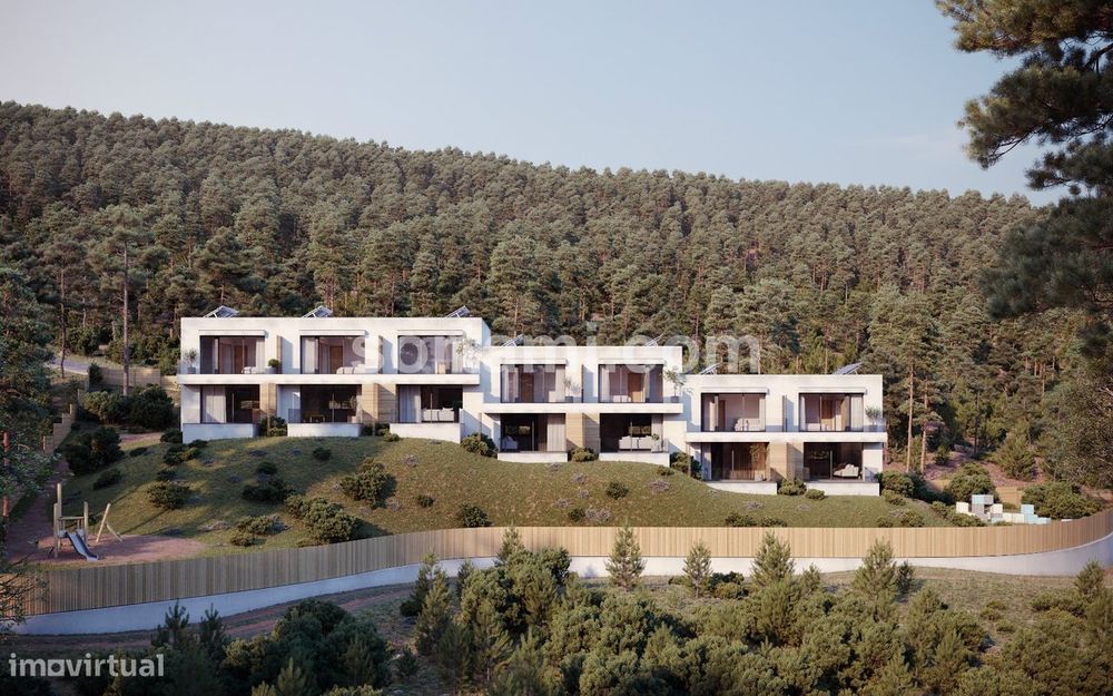 Moradia em Banda T3 Venda em Vilar de Andorinho,Vila Nova de Gaia