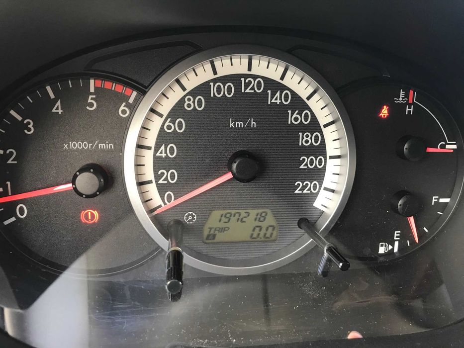MAZDA 5 | 2.0 SPORT | 143CV | 5 / 7 Lugares | PRETO
