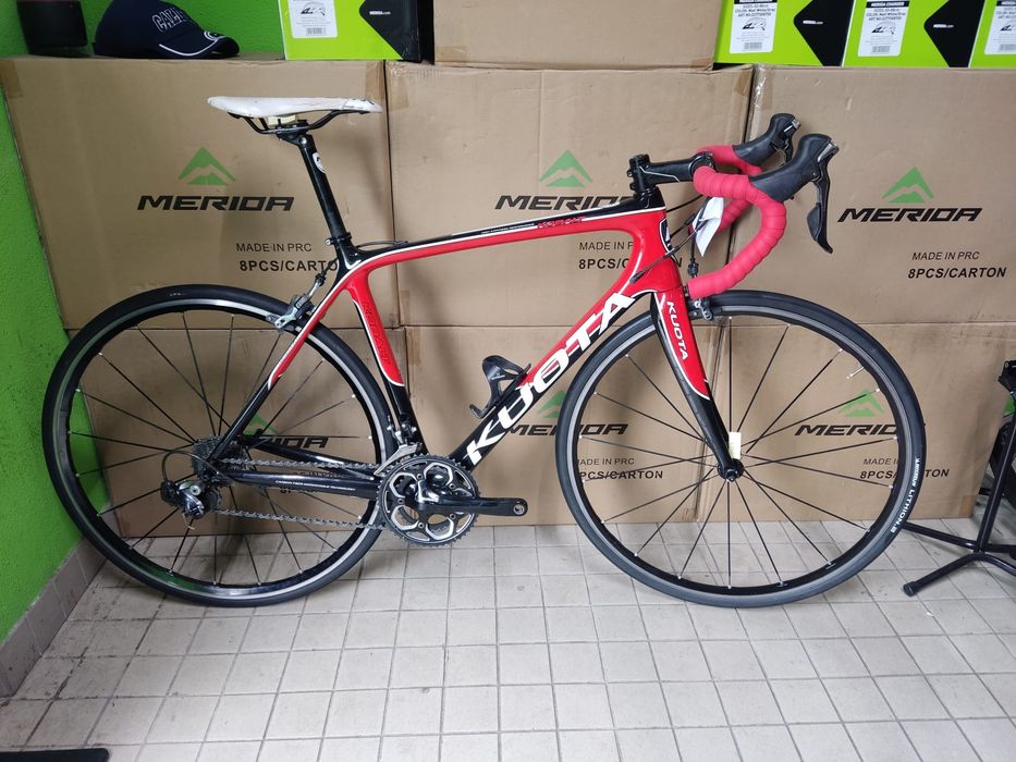 Bicicleta de carbono com durace 11v