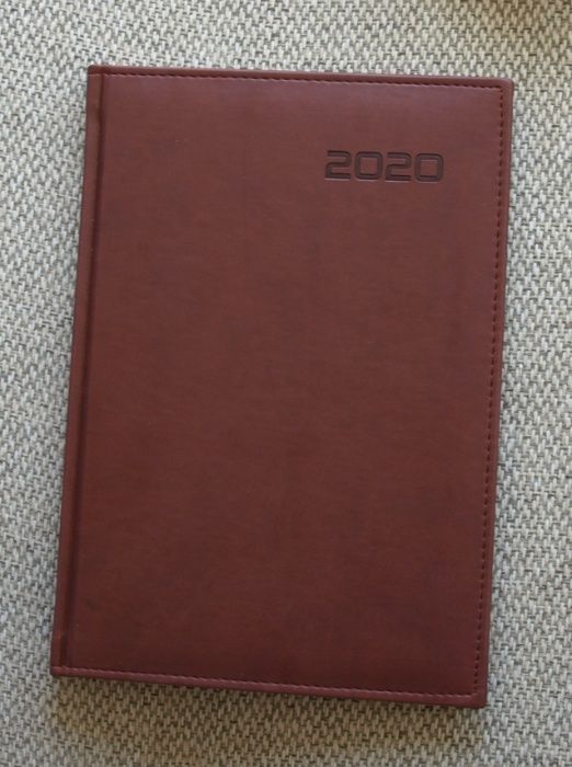 Kalendarz 2020 jako notatnik, rozmiar: 17 cm x 24 cm, brąz - ostatni