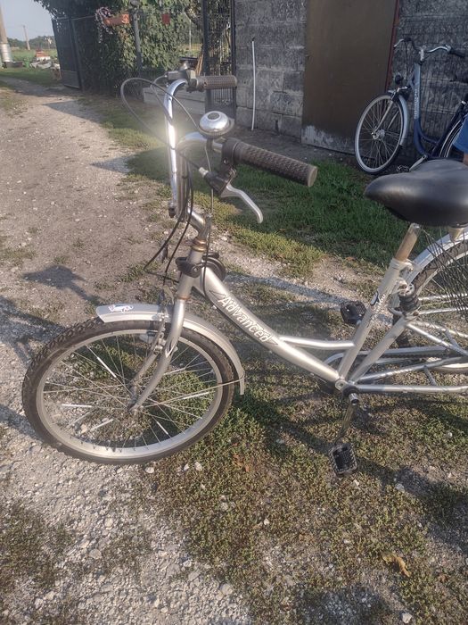 Sprzedam rower trójkołowy