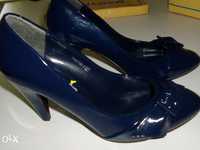 Sapatos verniz azul marinho