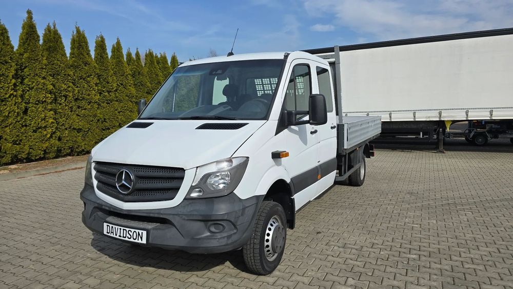 Mercedes-Benz Sprinter 516 4X4  Mercedes Sprinter 516 4X4