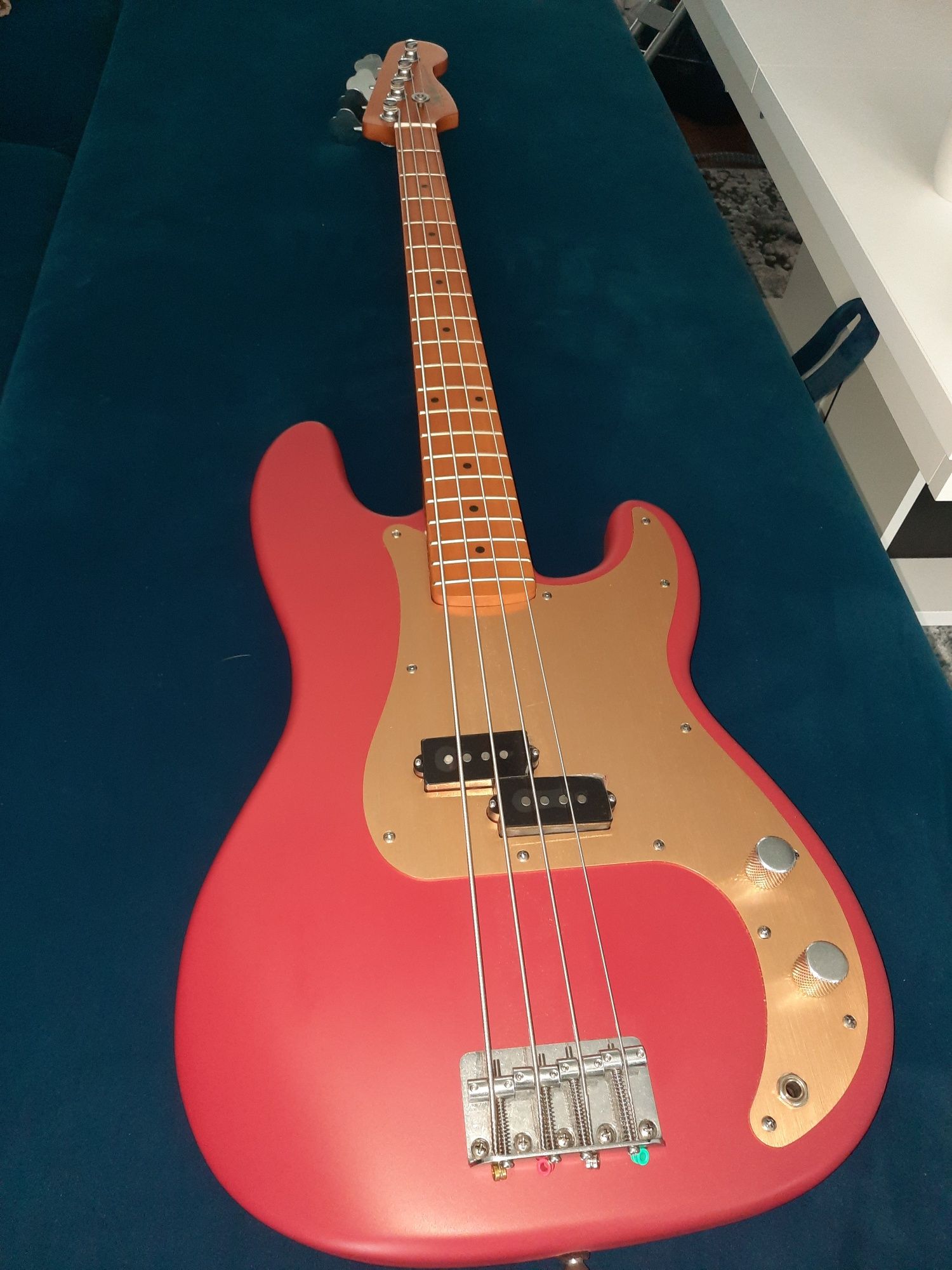Gitara basowa squier precision bass 40 th anniversary