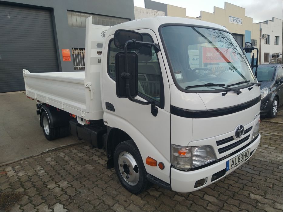 Toyota's Dyna [Bascula, Tri-Basculante, frigorífica, TIR, plataforma,e