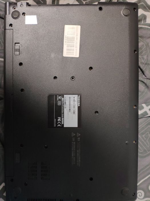 Toshiba dynabook b35 в гарному стані