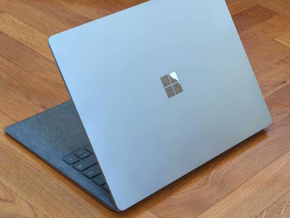 13.5" Microsoft Surface Laptop 4 Ryzen 5 4680U 256Gb NVMe 16Gb RAM