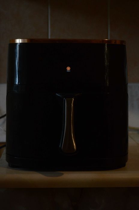 Мультипіч аерогриль 10л, сенсорна панель. обмін