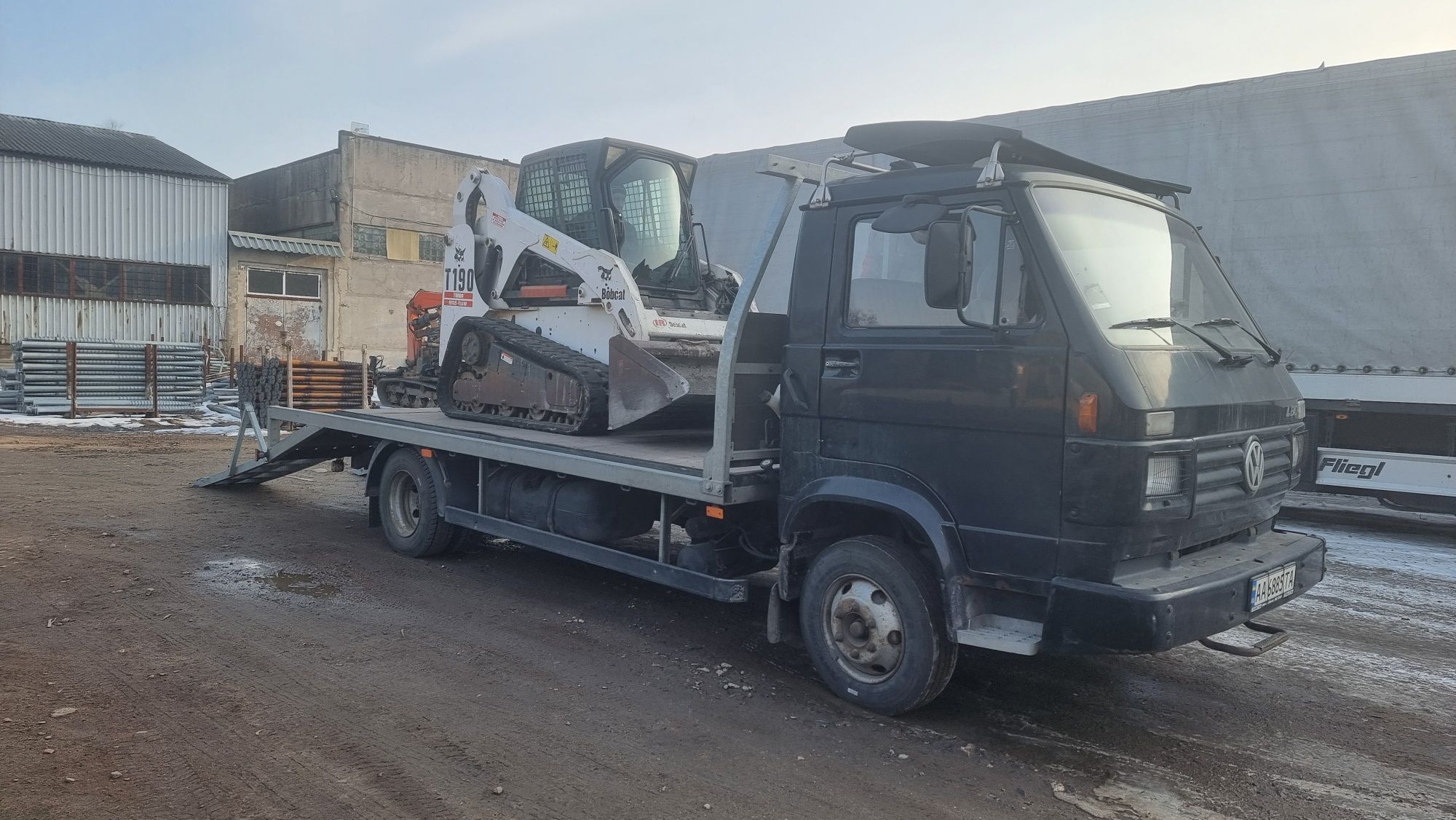 Bobcat T190 навантажувач гусеничный