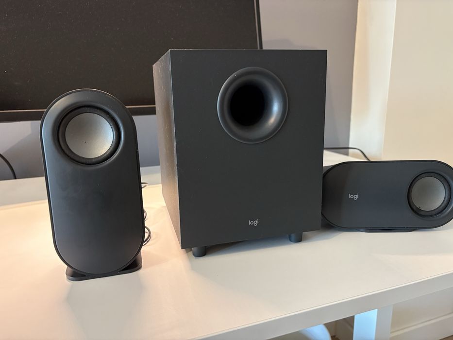 Sistema de som Logitech
