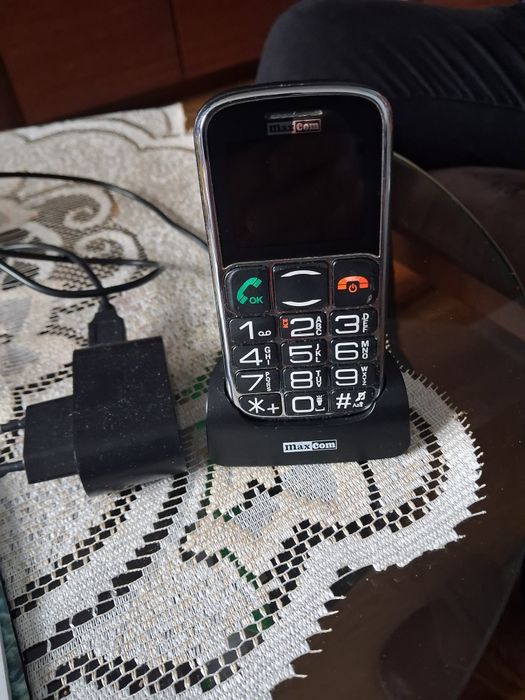 Sprzedam telefon maxcom
