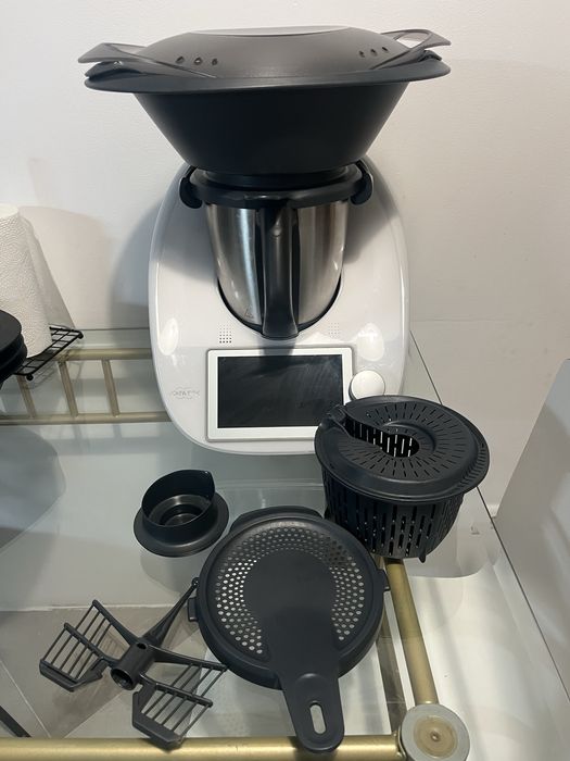 Bimby tm6 em otimo estado com todos os acessorios