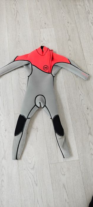 Fato surf criança 4/3  8-10