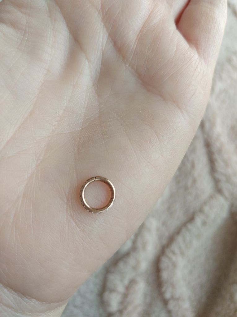 Kolczyk oufer do nosa ucha chrząstki z cyrkoniami helix clicker