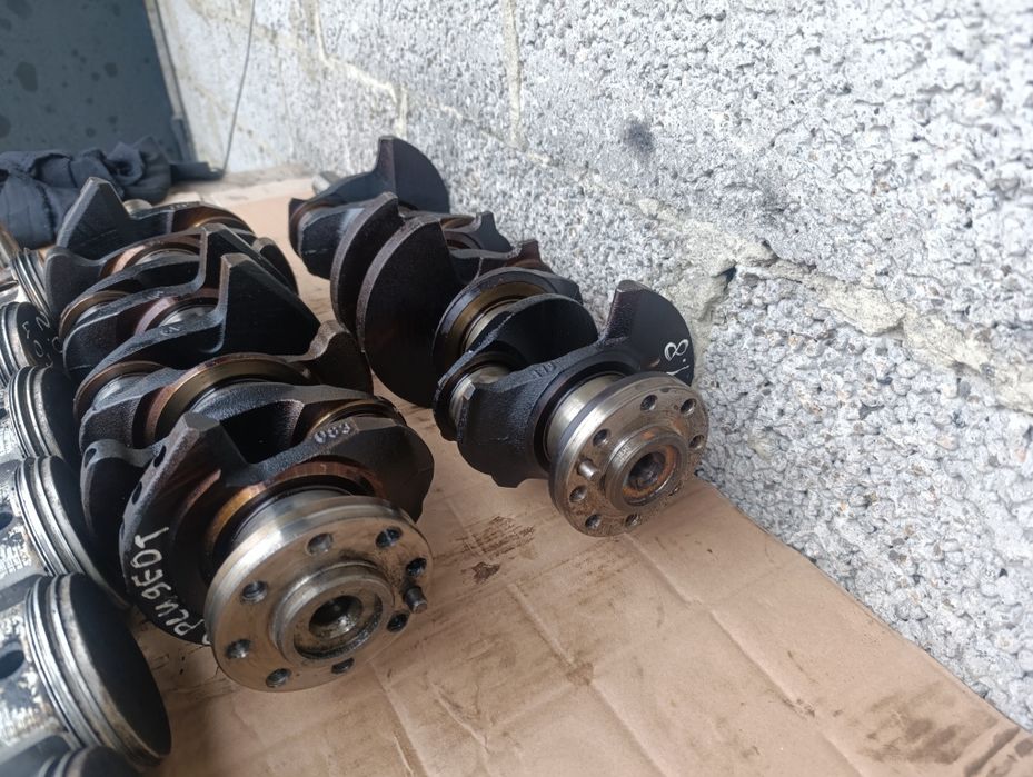 Колінвал коленвал 1.8 2.0 Mpi Citroen C4 c5 c8 Xsara  307 407 806 807