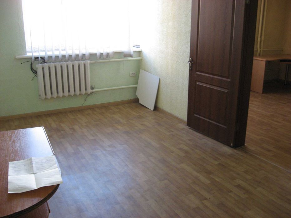 Сдается офис 40 кв.м 2 кабинета р-н пл.Пушкина в админ.здании.