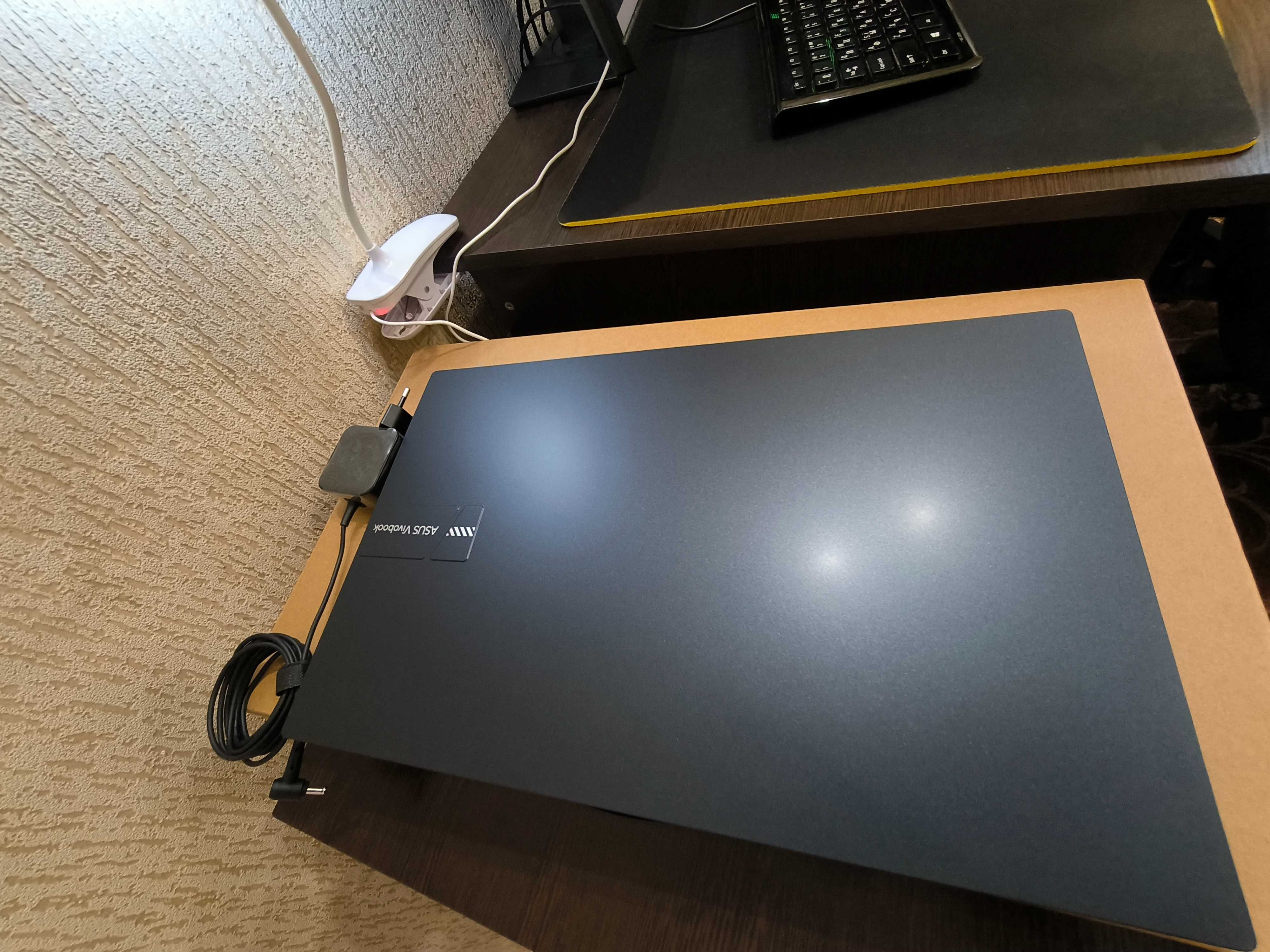 Ноутбук ASUS Vivobook 17 X1704VA-AU159 (90NB10V2-M007U0) Quiet Blue