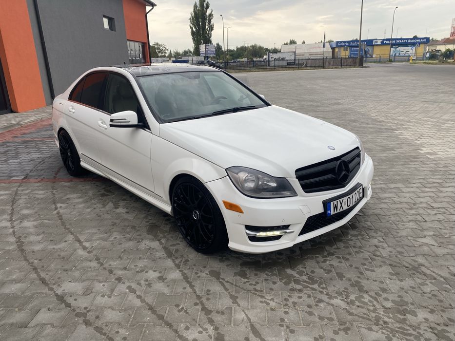 Mercedes C 300 AMG zewnetrzny 330 KM 4matic 113 tys przebiegu