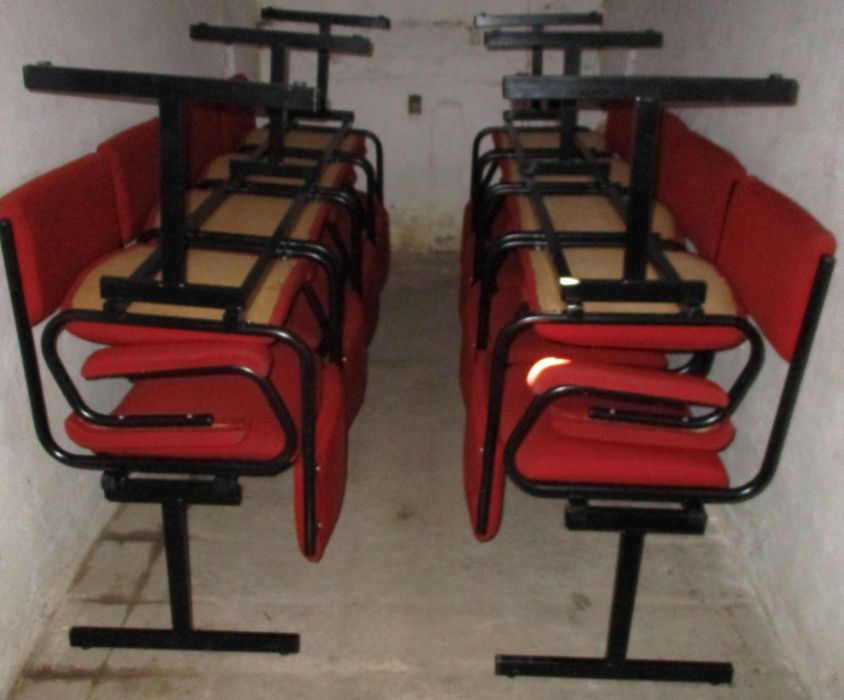 Conjuntos de cadeiras em módulos