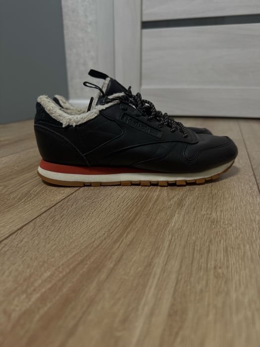 Женские зимние кожаные кроссовки Reebok Thinsulate (утепленные) р. 37