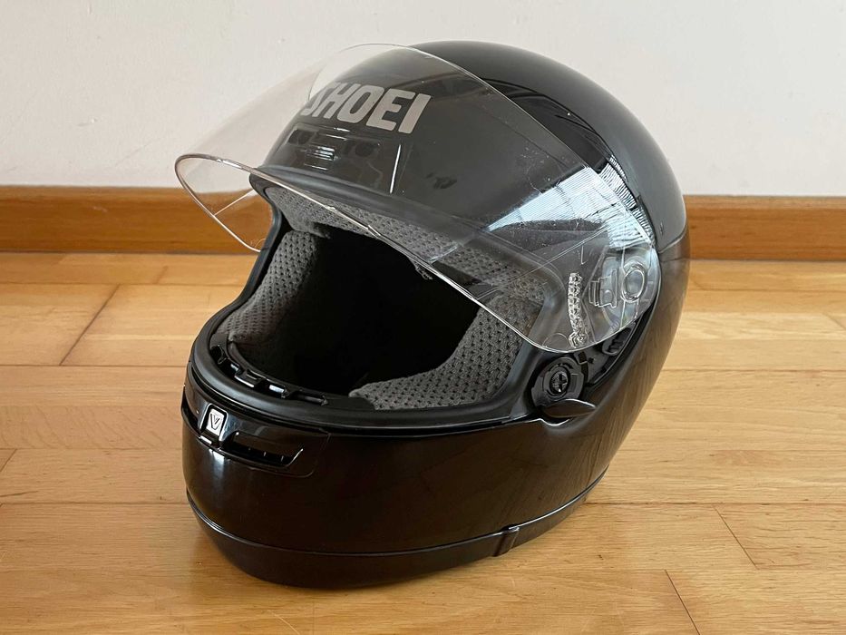 Capacete Shoei RF700