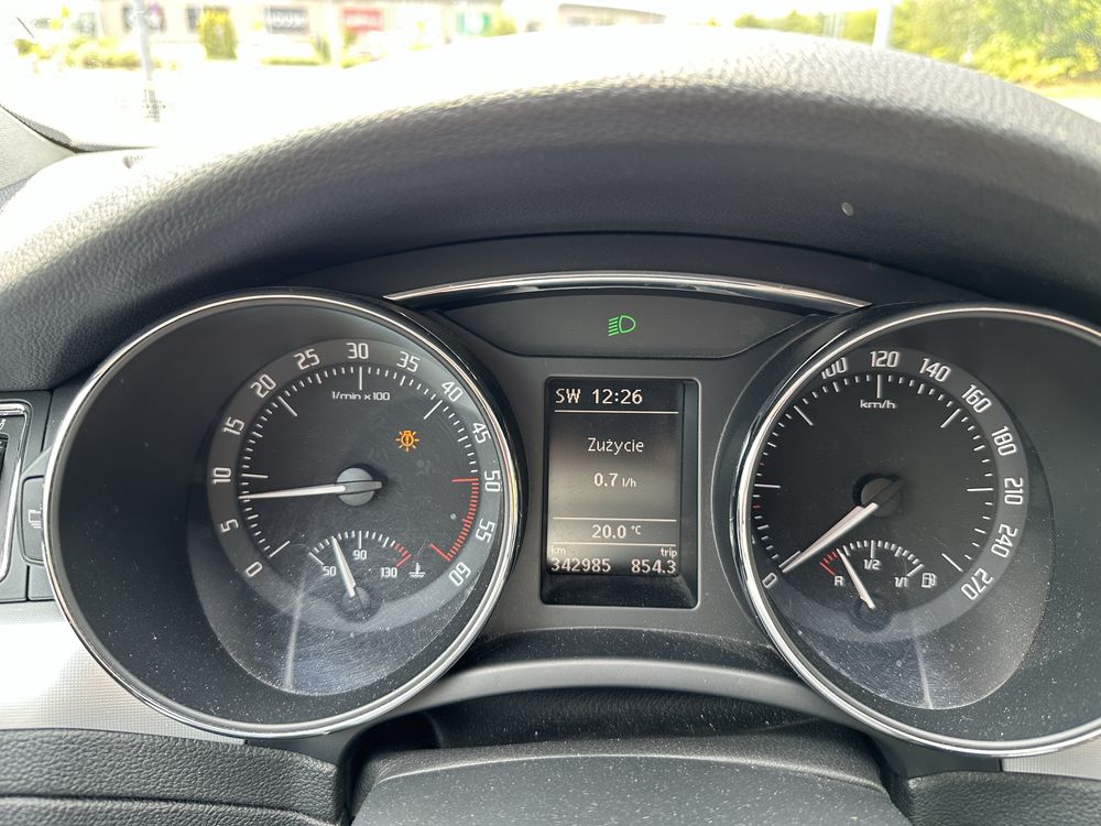 Skoda Superb 1.6 TDI • 2012 • Bardzo dobry stan • Bogate wyposażenie
