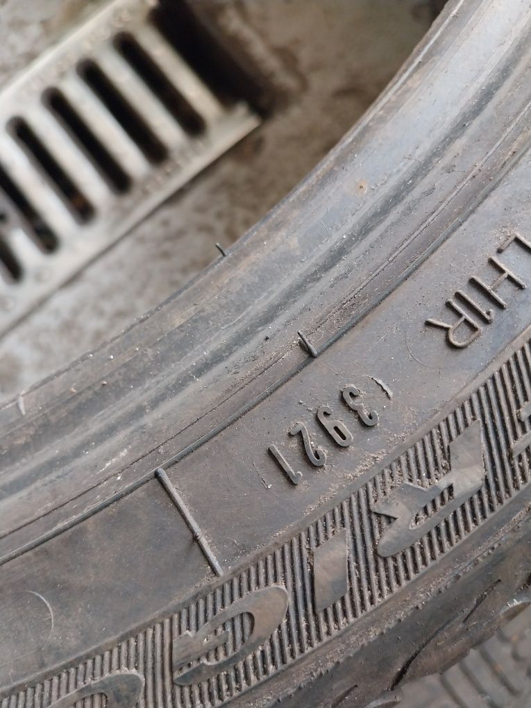 Opona Zimowa Dębica 225/45R18 95V