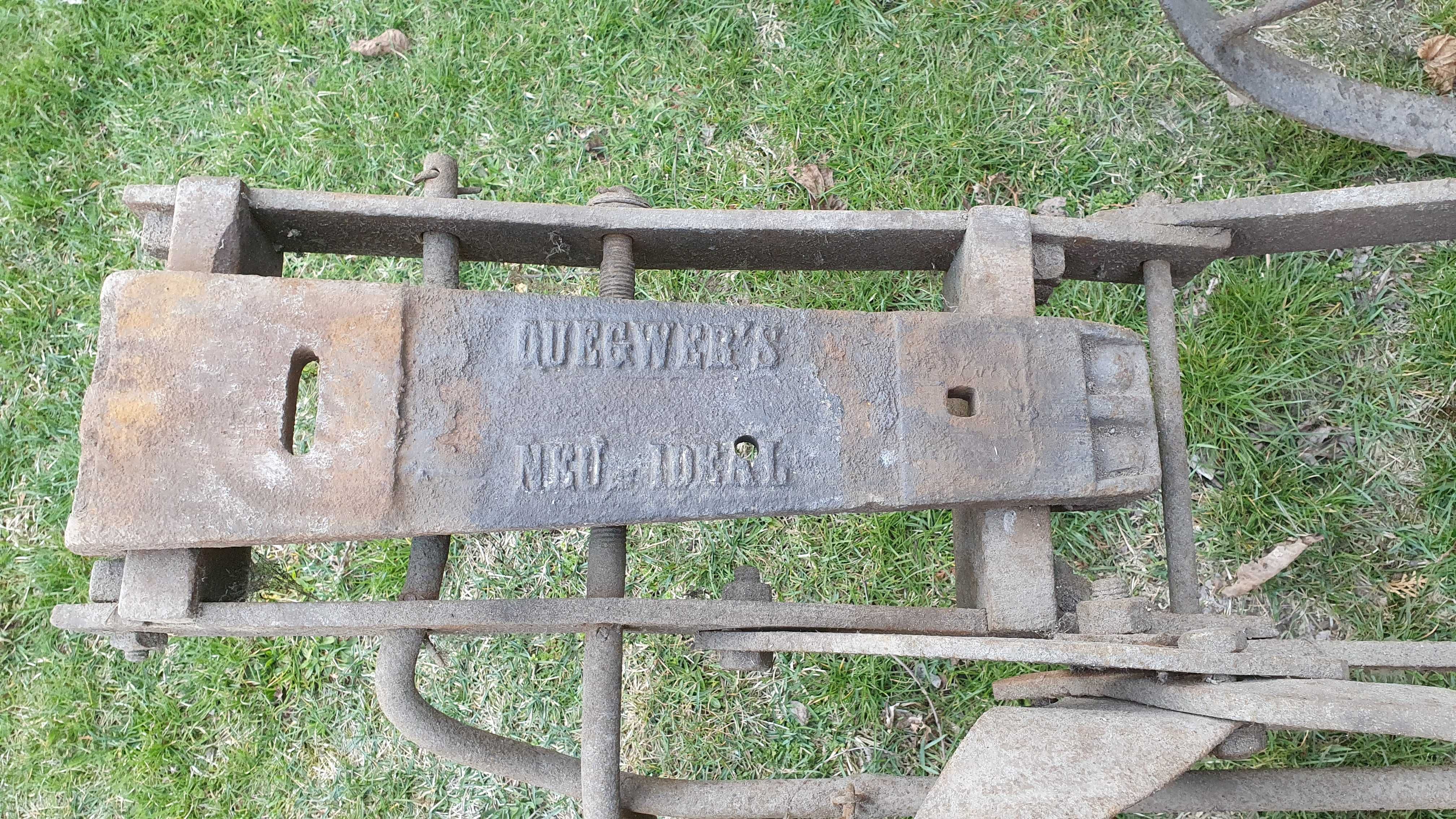 Zabytkowa kopaczka do ziemniaków