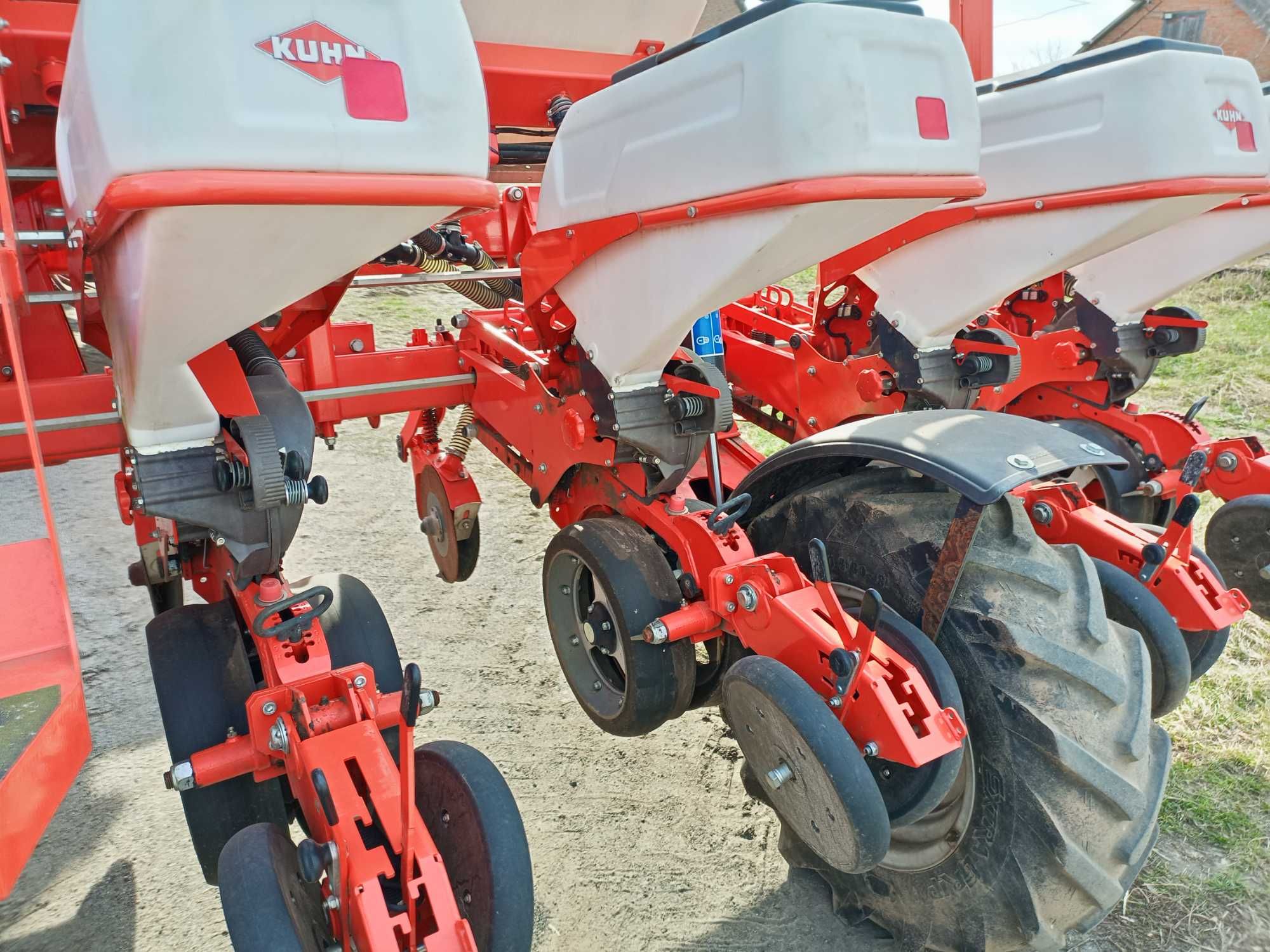 Сівалка Kuhn Maxima 2 пропашна